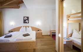 30 Familienzimmer - alle mit Südbalkon (Familienzimmer Edelweiß)